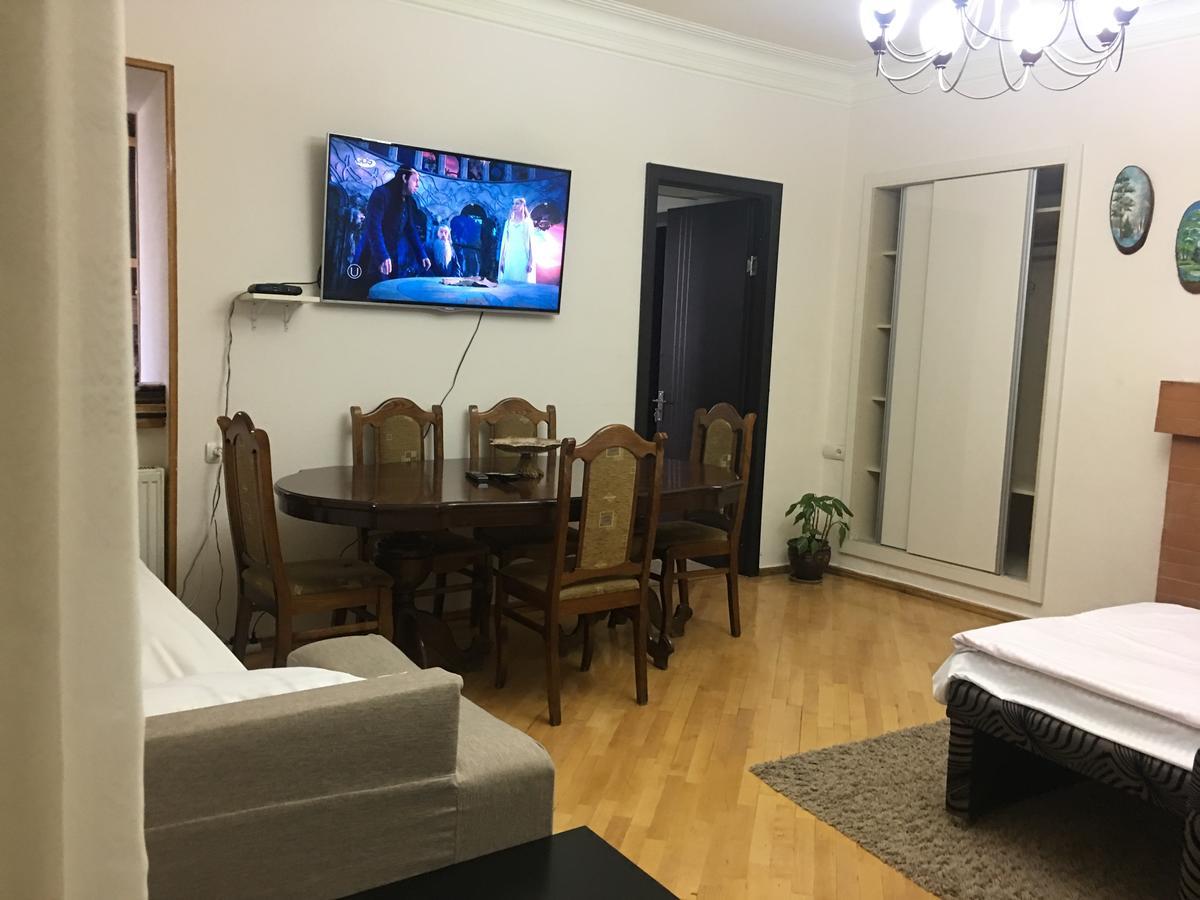 Guesthouse Zeinabi Tbilisi Exteriör bild