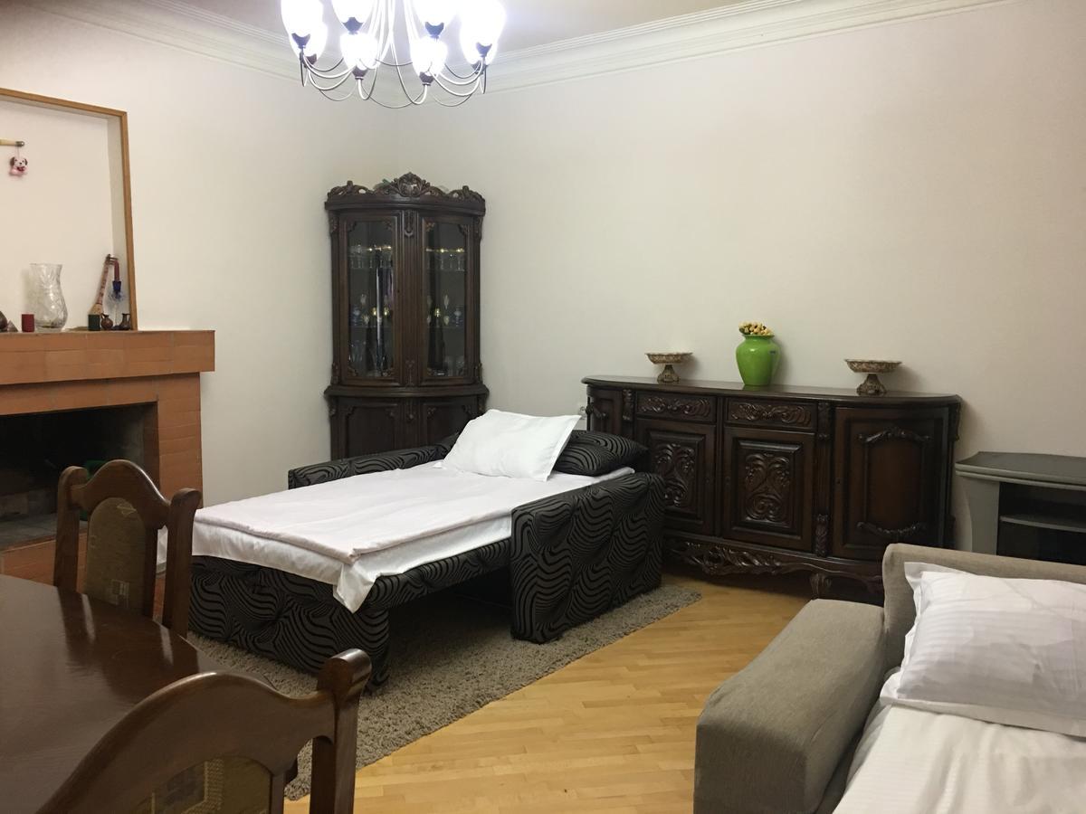Guesthouse Zeinabi Tbilisi Exteriör bild