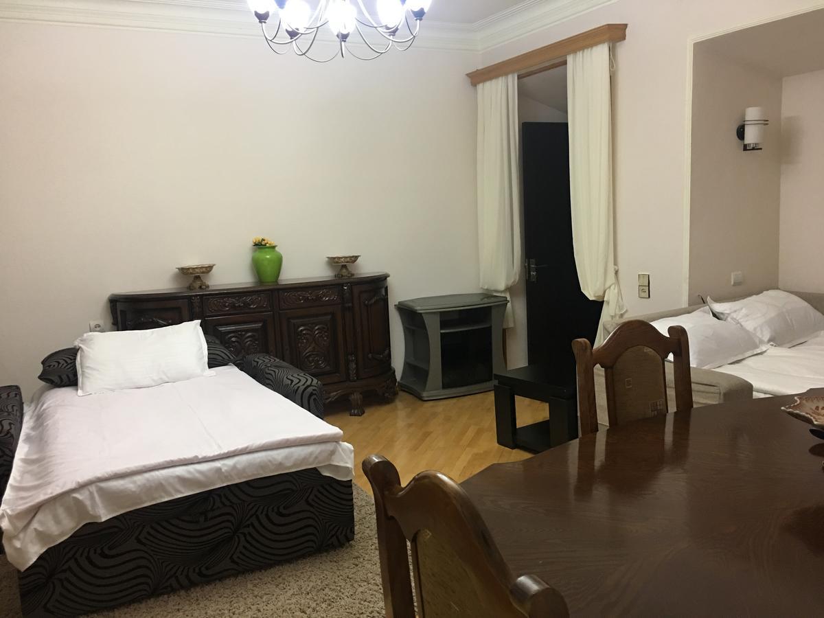 Guesthouse Zeinabi Tbilisi Exteriör bild